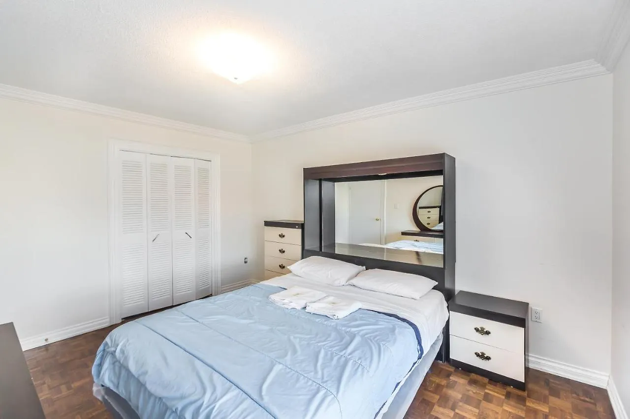 Toronto Furnished Living- Scarborough Διαμέρισμα 0*,